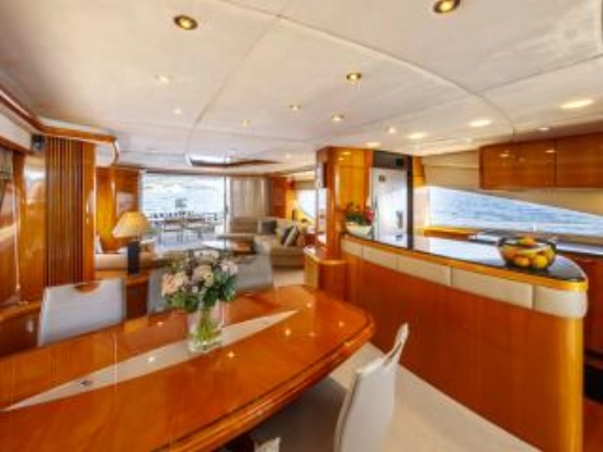 Sunseeker 82 Fly usado à venda