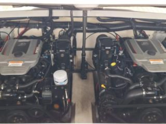 Formula 310 SS usado à venda