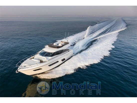 Ferretti 550 usado à venda
