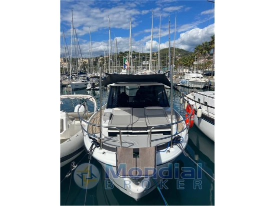 Jeanneau Merry Fisher 895 de segunda mano en venta