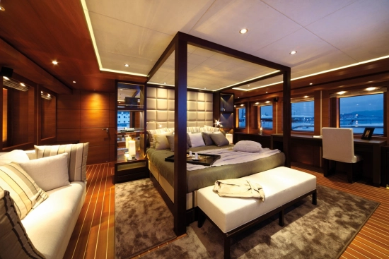 Mondomarine 160 usado à venda
