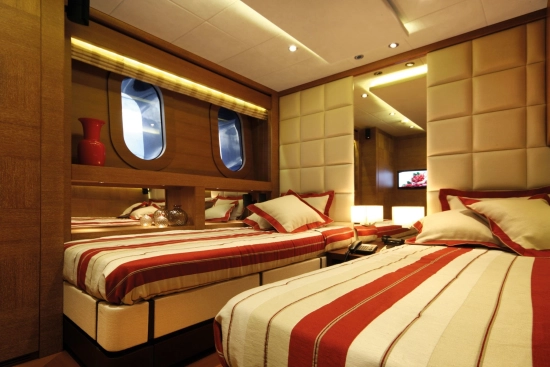 Mondomarine 160 usado à venda
