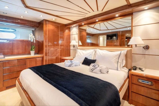 Falcon Yachts 86 de segunda mano en venta