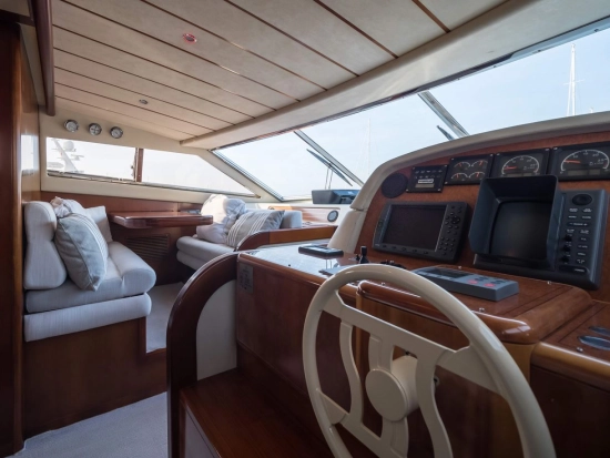 Ferretti 80 de segunda mano en venta