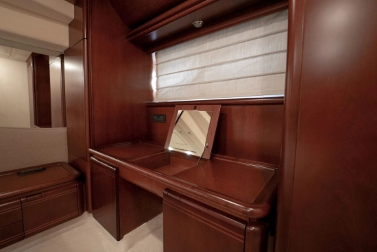 Ferretti 80 de segunda mano en venta