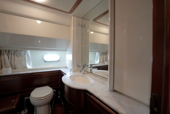 Ferretti 80 de segunda mano en venta