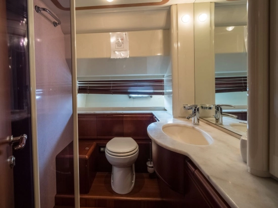 Ferretti 80 de segunda mano en venta