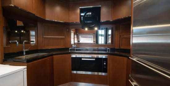 Azimut 96 usado à venda