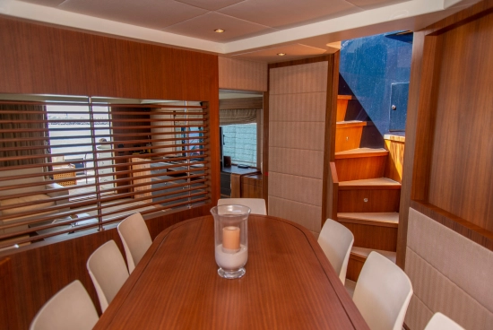 Riva Opera 85 usado à venda