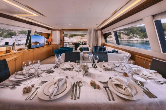 Ferretti 830 de segunda mano en venta