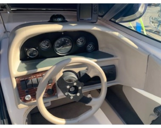 Four Winns 225 Sundowner de segunda mano en venta