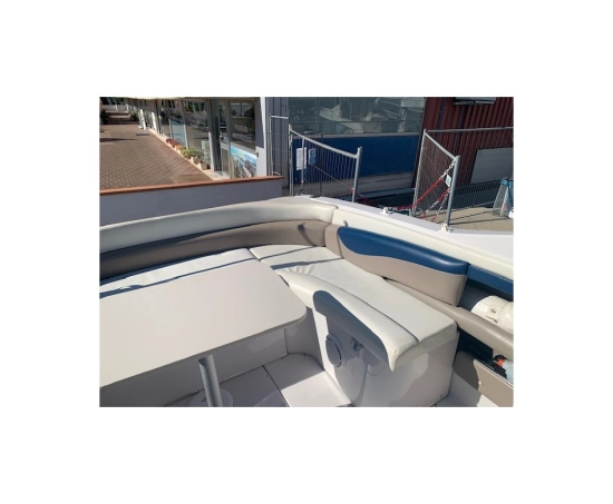 Four Winns 225 Sundowner de segunda mano en venta