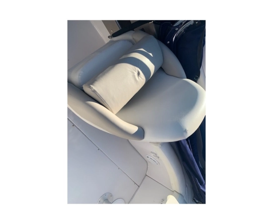 Four Winns 225 Sundowner de segunda mano en venta