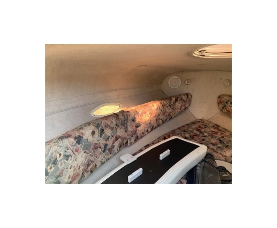 Four Winns 225 Sundowner de segunda mano en venta