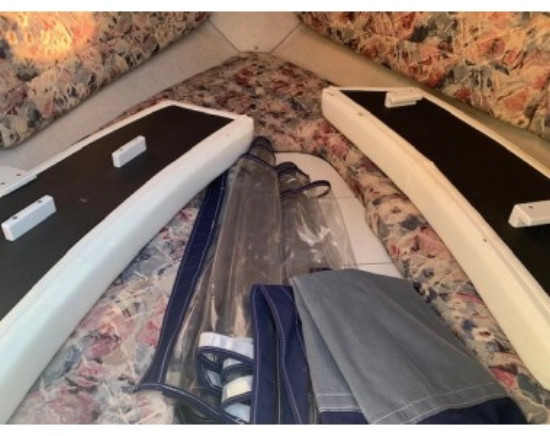 Four Winns 225 Sundowner de segunda mano en venta