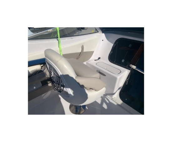 Four Winns 225 Sundowner de segunda mano en venta