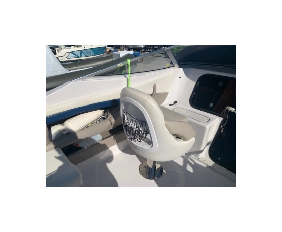Four Winns 225 Sundowner de segunda mano en venta