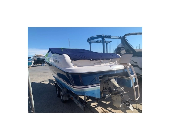 Four Winns 225 Sundowner de segunda mano en venta
