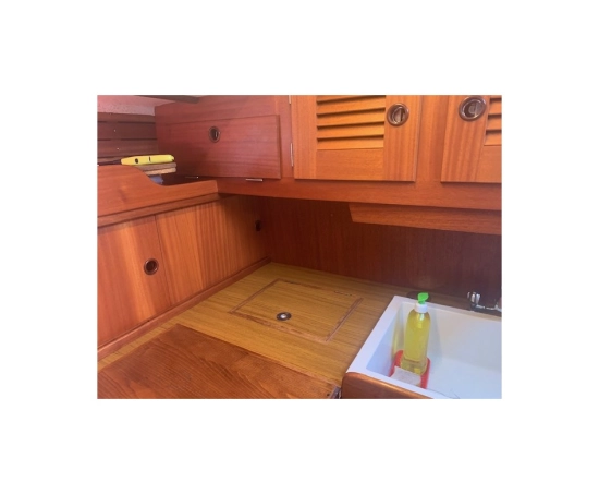 Hallberg Rassy HR 382 de segunda mano en venta