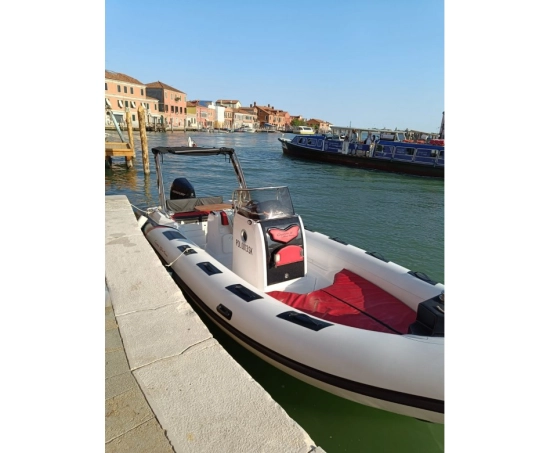 Ranieri Cayman 26 Sport de segunda mano en venta