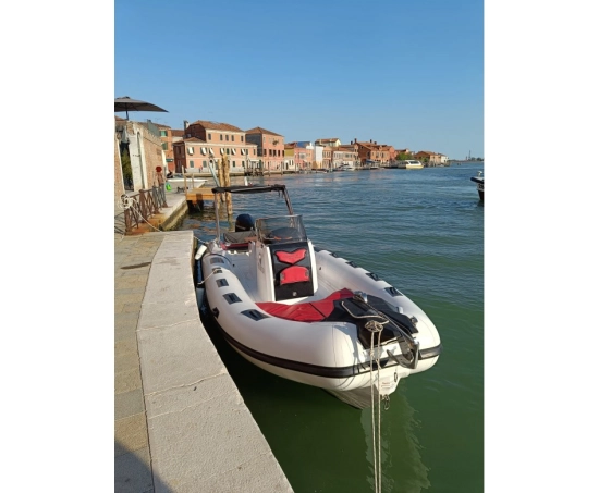 Ranieri Cayman 26 Sport de segunda mano en venta