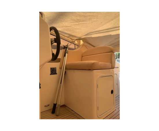 Mano Marine 26.50 Cruiser usado à venda