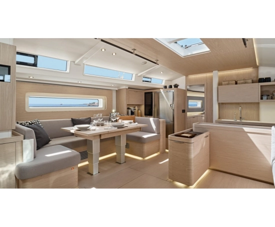 Beneteau Oceanis Yacht 60 usado à venda