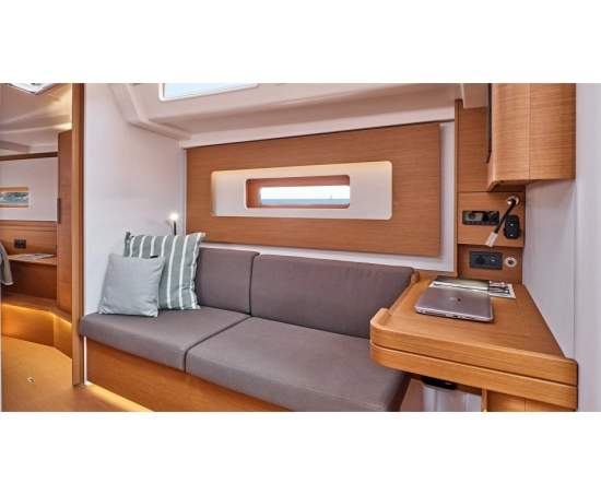 Beneteau First 44 usado à venda