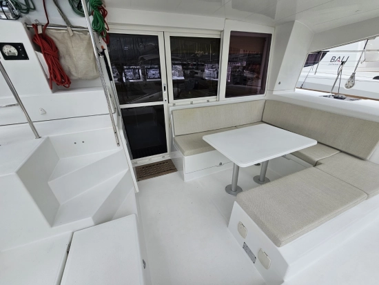 Lagoon 400 S2 usata in vendita