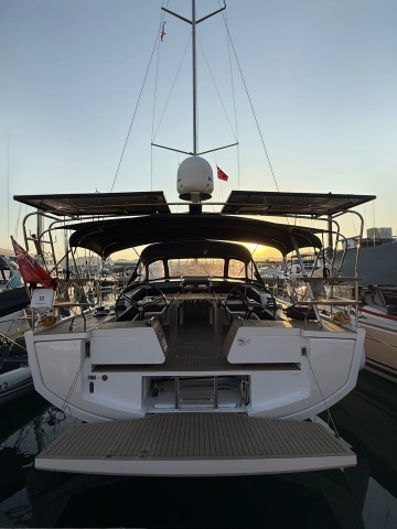 Elan Marine GT6 usado à venda