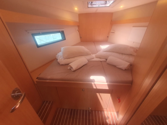 Bavaria Yachts C42 usado à venda