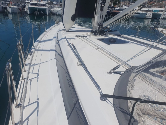 Bavaria Yachts C42 usado à venda