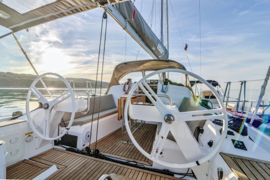 Elan Marine E4 usado à venda