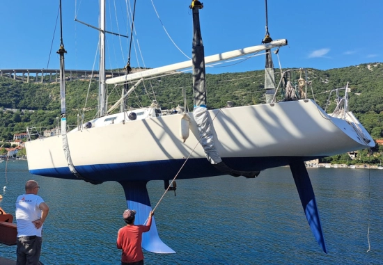 Beneteau First 40.7 usado à venda