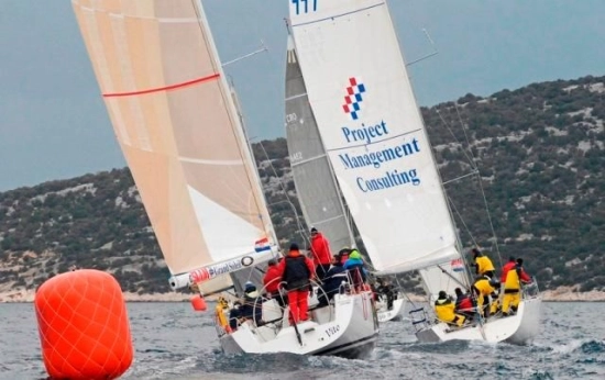 Beneteau First 40.7 usado à venda