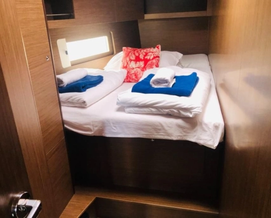 Beneteau Oceanis 46.1 usado à venda
