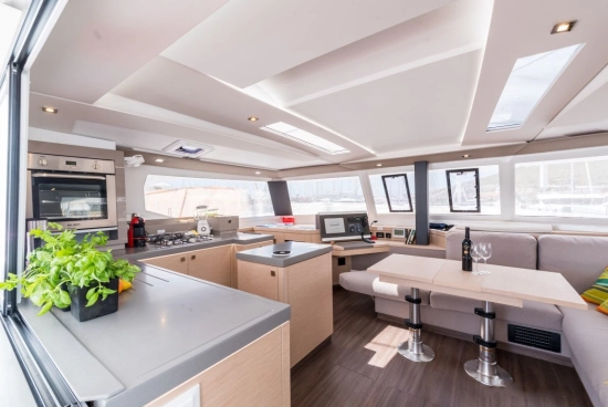 Fountaine Pajot Saona 47 usata in vendita