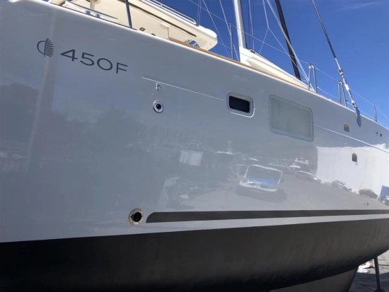Lagoon 450 F usado à venda