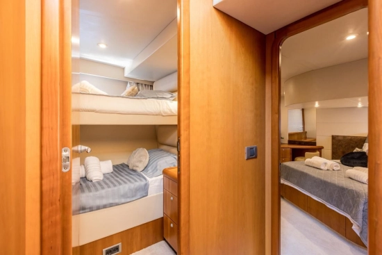 Sunseeker Predator 52 usata in vendita