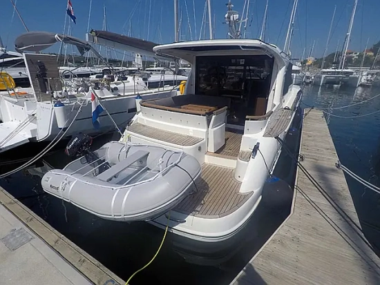 Marex 375 usado à venda