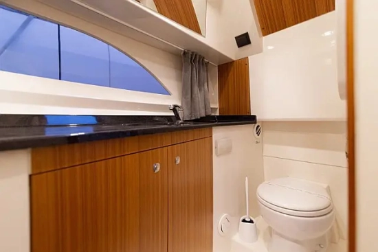 Marex 320 ACC usado à venda