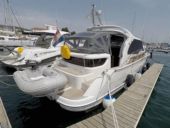 Marex 320 ACC usado à venda