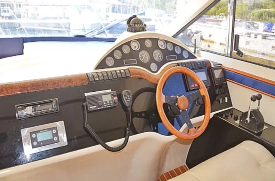 Fairline Phantom 40 usado à venda