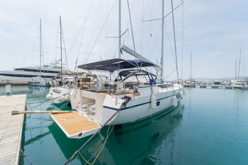 Bavaria Yachts C57 usado à venda