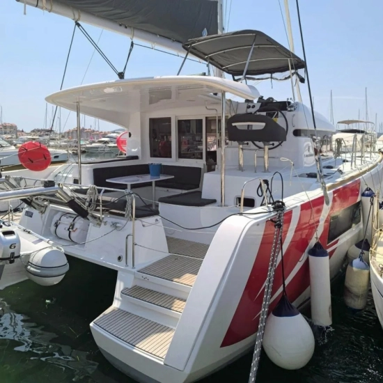 Lagoon 40 usata in vendita
