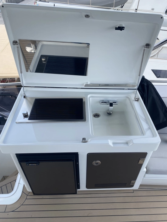 Galeon 440 Fly usado à venda