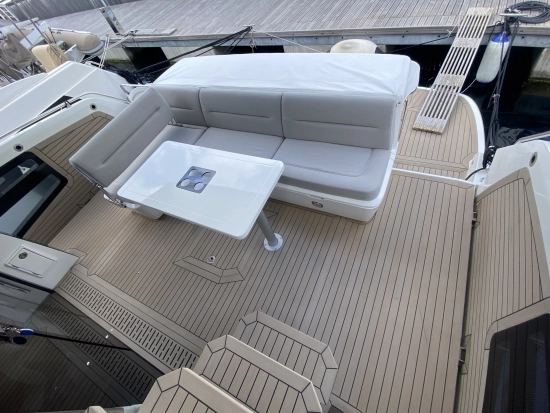 Galeon 440 Fly usado à venda