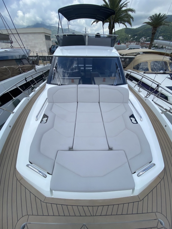 Galeon 440 Fly usado à venda