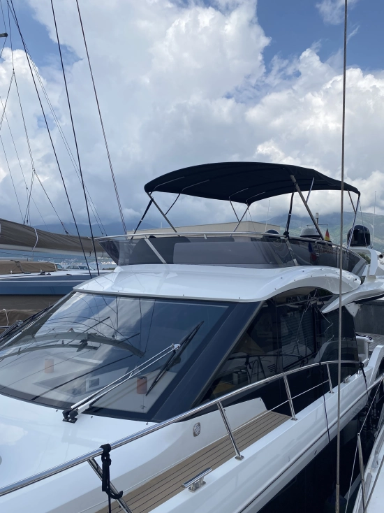Galeon 440 Fly usado à venda