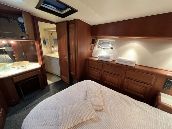 Viking Yachts 50 Convertible Sport Fisher de segunda mano en venta